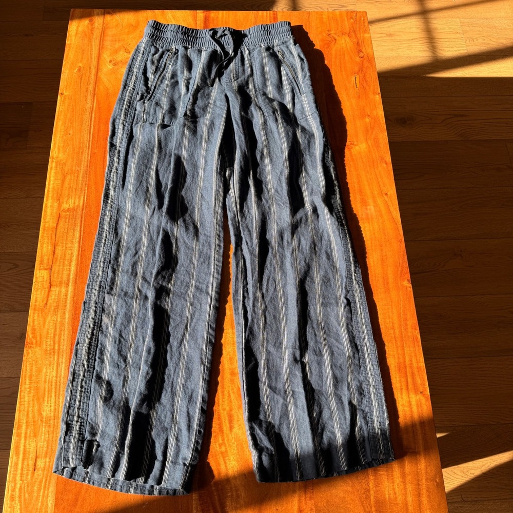 Athleta Women's Blue/White Pin Stripe 100% Linen Trousers Size 4T